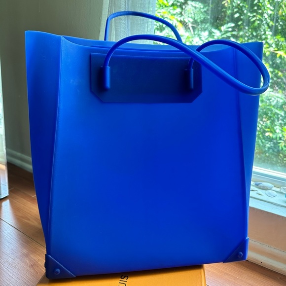 Authentic Alexander Wang Silicone Prisma Tote - Picture 5 of 6